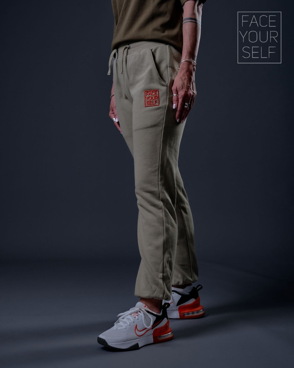 Pantalon de survêtement VALUE kaki