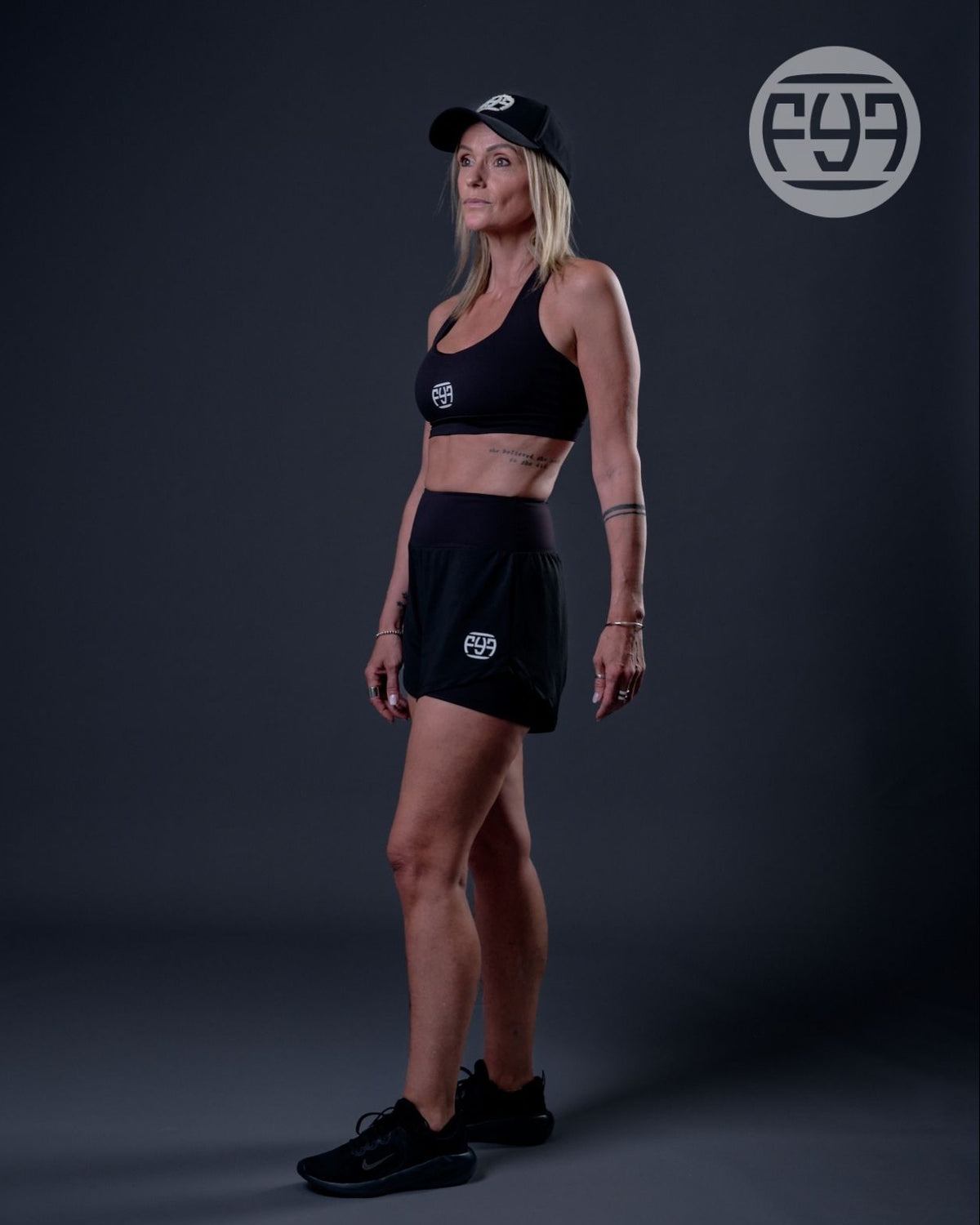 Le short de sport femme TARGET Black